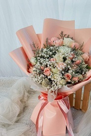 30 pastel flowers roses hand bouquet