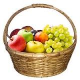 4 kg fresh Apples in a basket