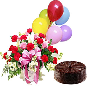 Flowers basket, 6 balloons and 1 pound cake