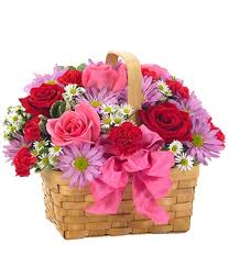 12 roses basket