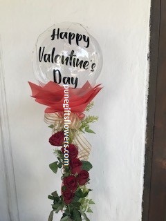 Hot air balloon printed with valentine day 6 red rose red wrapping